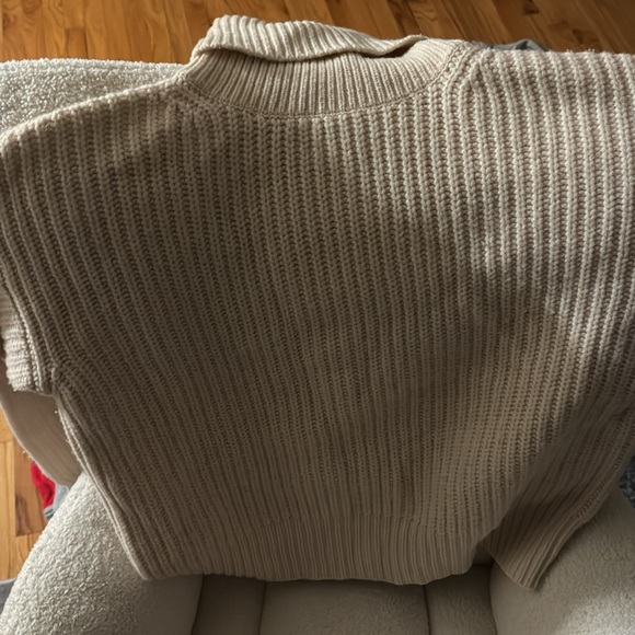 New with tags - JOSEPH Pearl Sweater- soft wool (size L) - Picture 10 of 12